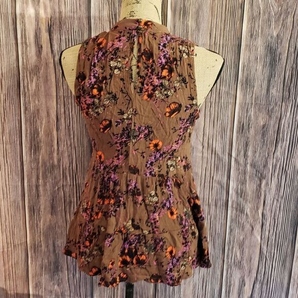 3 for $25 Mossimo Tank - Picture 2 of 11